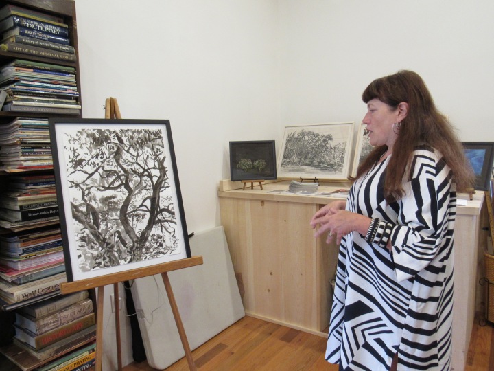 Gail Freund Shows During the AMR Art Tour in 2018. Photo Credit Simona David